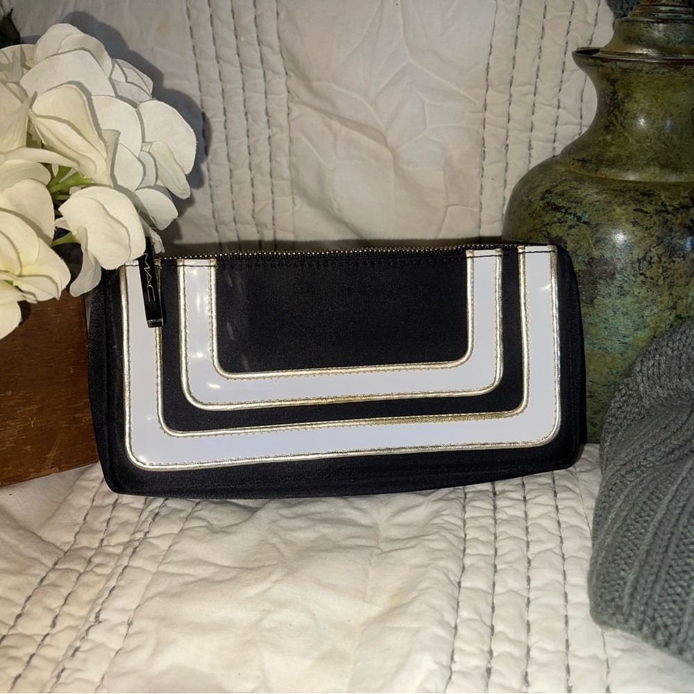 MAC COSMETIC POUCH - Picture 2 of 5